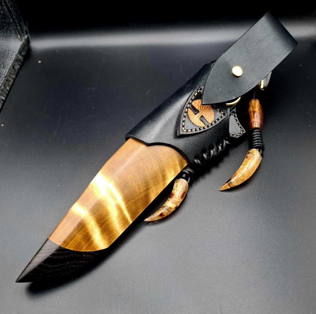 Kézzel készített "Fekete Skorpió II" kés – Magas széntartalmú acél, Gyűjtői ajándék